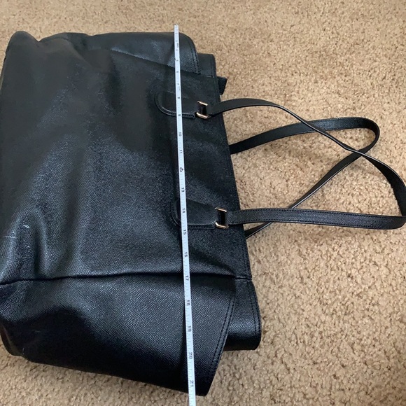 Coach - Picture 7 of 15